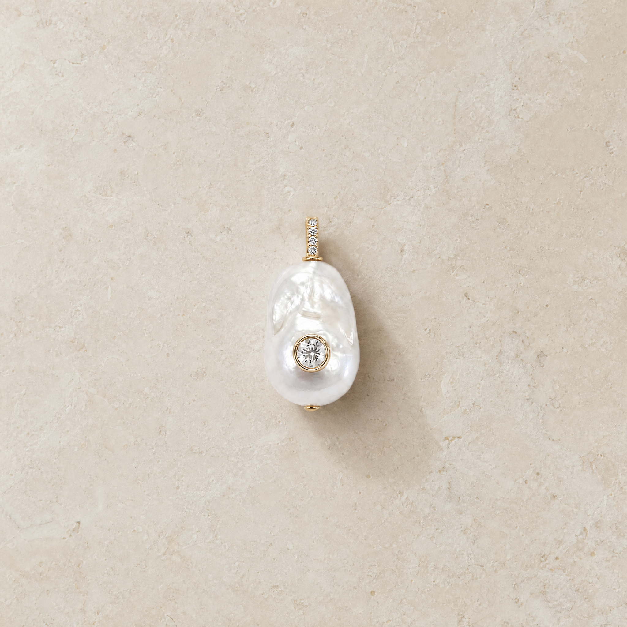 Gemdrops Baroque Pearl Charm