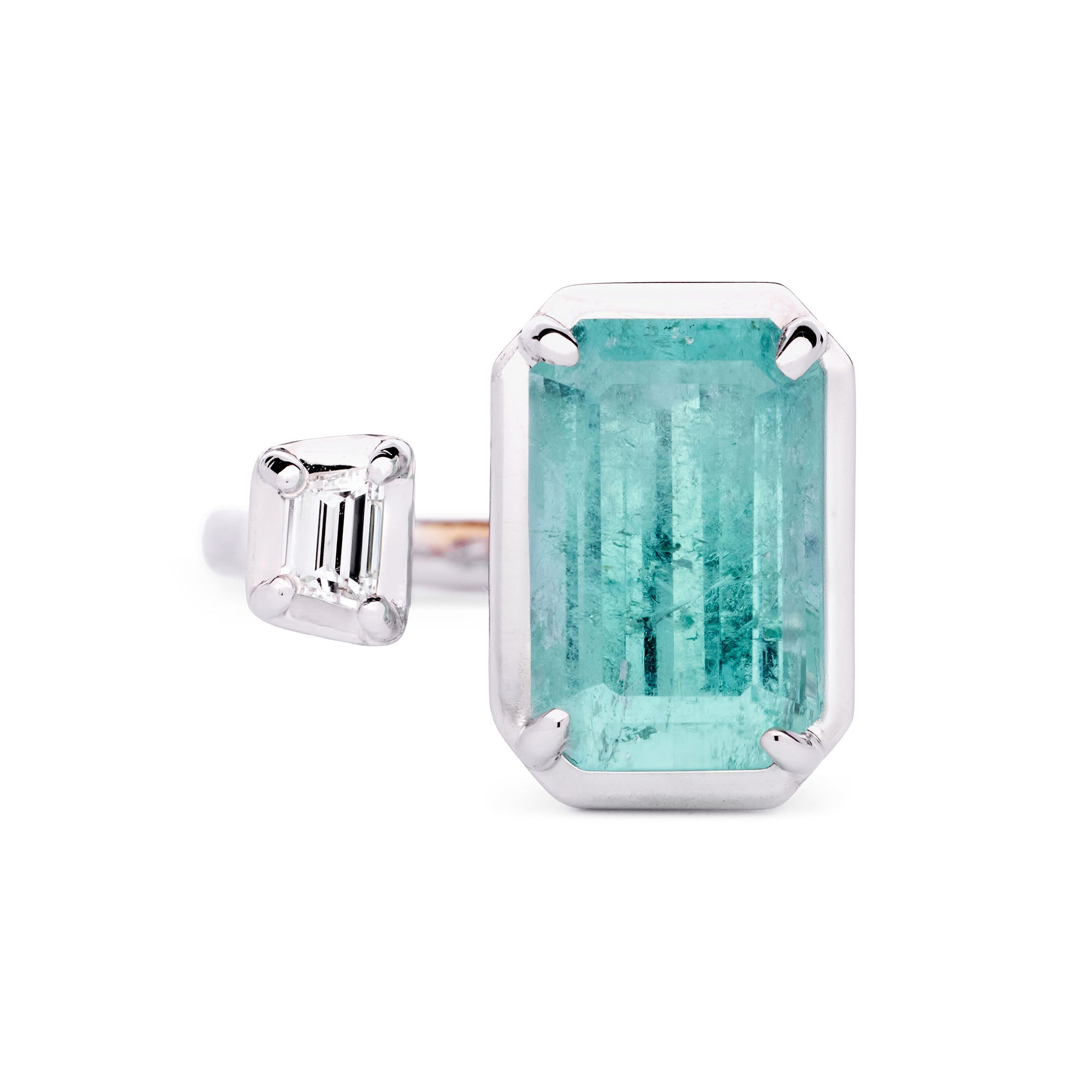 Faith Jewels Toi Et Moi ring showcasing a 7.25ct lagoon-blue tourmaline paired with a 0.20ct trapezoid white diamond, set in 9k white gold