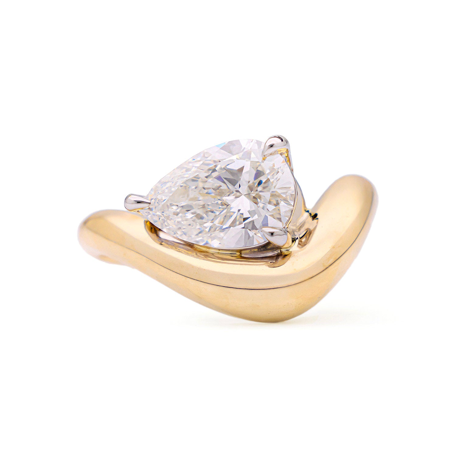 ECLIPSE CURVE DIAMOND RING