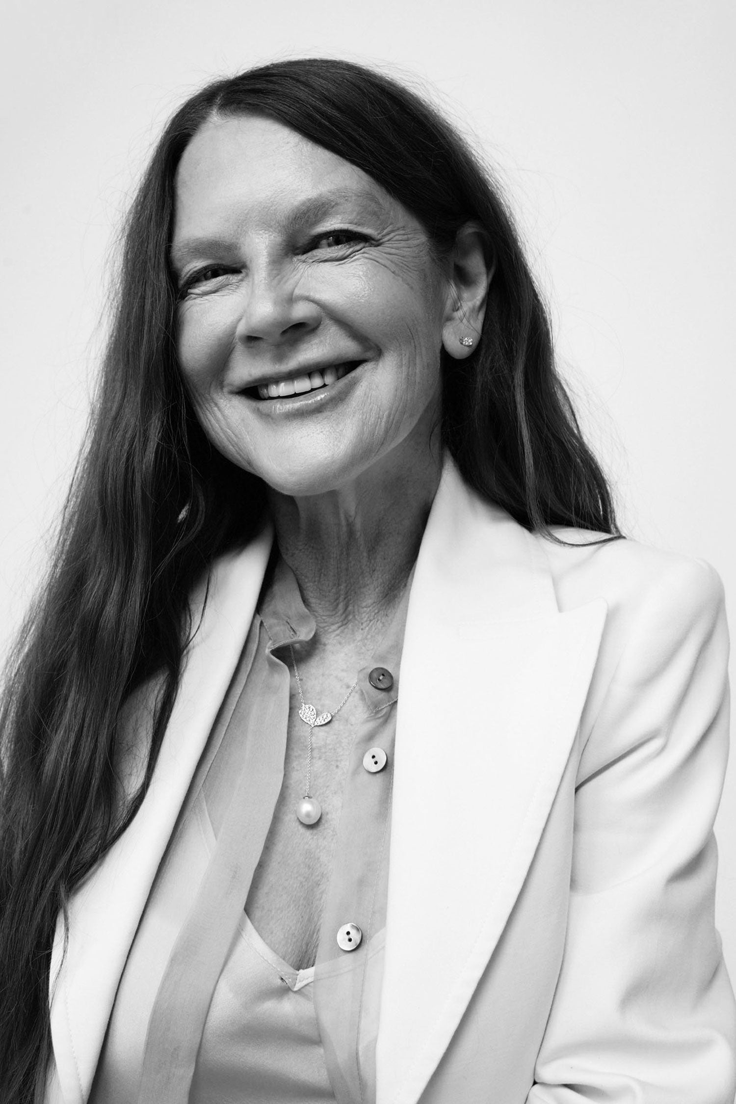 Faith Jewels 18k yellow gold lariat necklace with pavé diamond lily petal motif (1.00ct) and 5cm drop featuring a rare white Australian South Sea pearl; adjustable chain length of 45cm or 40cm